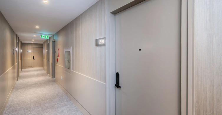 250-2075 King Road, King, ON, L7B 0R6 - 8