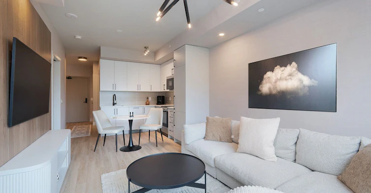 250-2075 King Road, King, ON, L7B 0R6 - 12