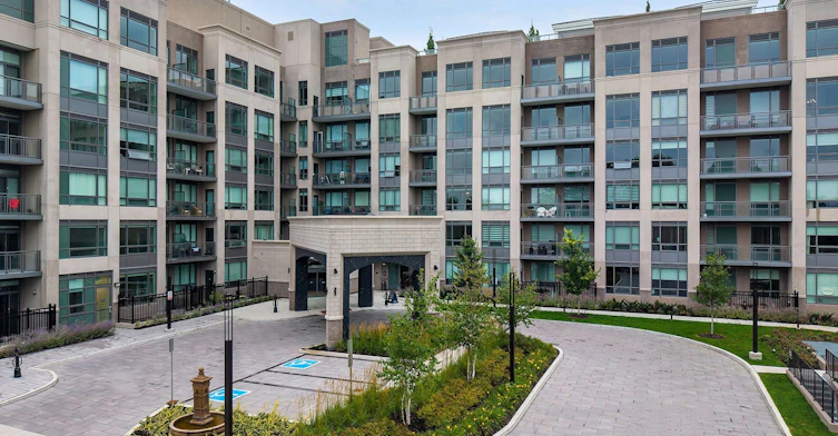 250-2075 King Road, King, ON, L7B 0R6 - 3