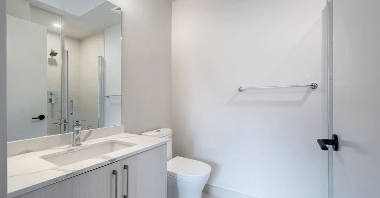 250-2075 King Road, King, ON, L7B 0R6 - 22