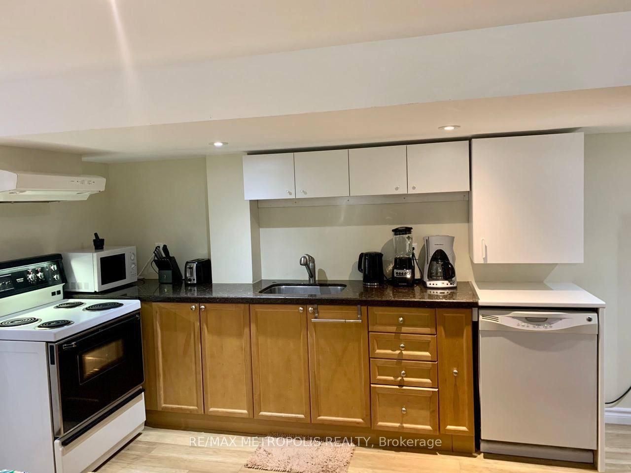 BSMT-96 Breckonwood Crescent, Markham, ON, L3T 5E8 - 2