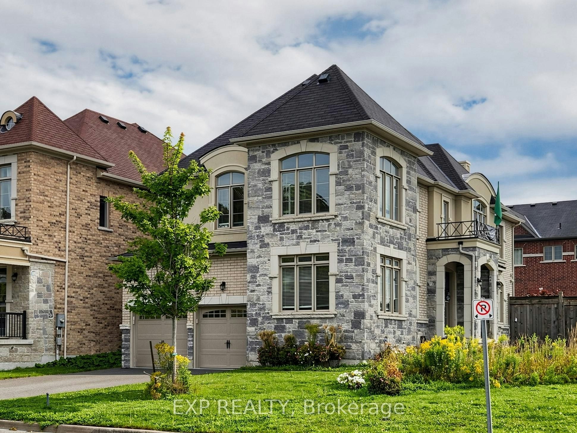 500 Mcgregor Farm Trail, Newmarket, ON, L3X 0H7 - 2