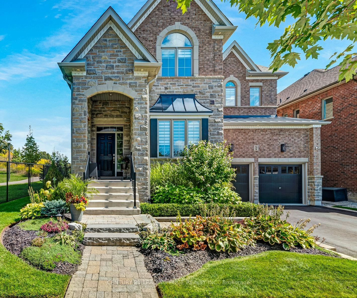 56 Walter Tunny Crescent, East Gwillimbury, ON, L9N 0R4