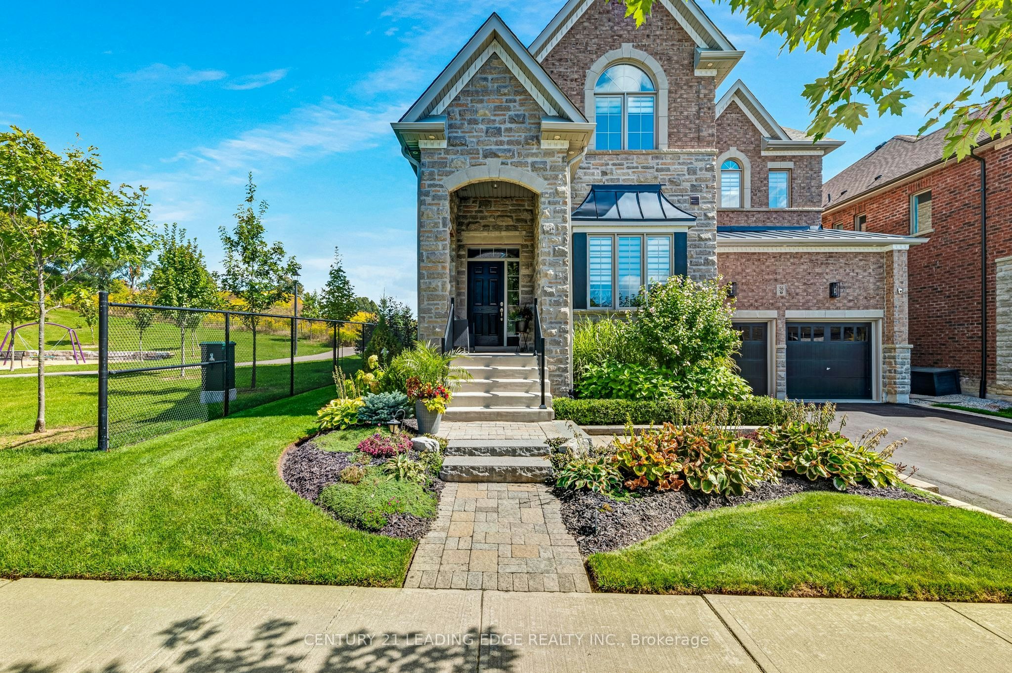 56 Walter Tunny Crescent, East Gwillimbury, ON, L9N 0R4