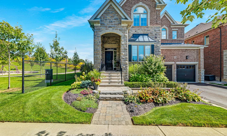 56 Walter Tunny Crescent