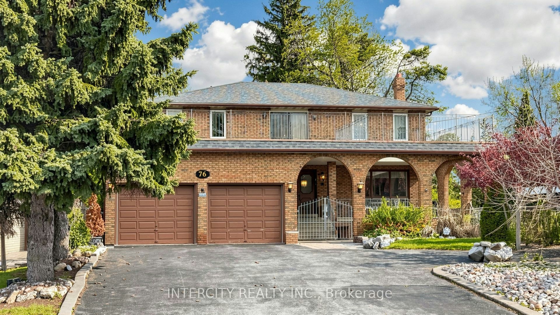 76 Spruce Avenue, Richmond Hill, ON, L4C 6W1