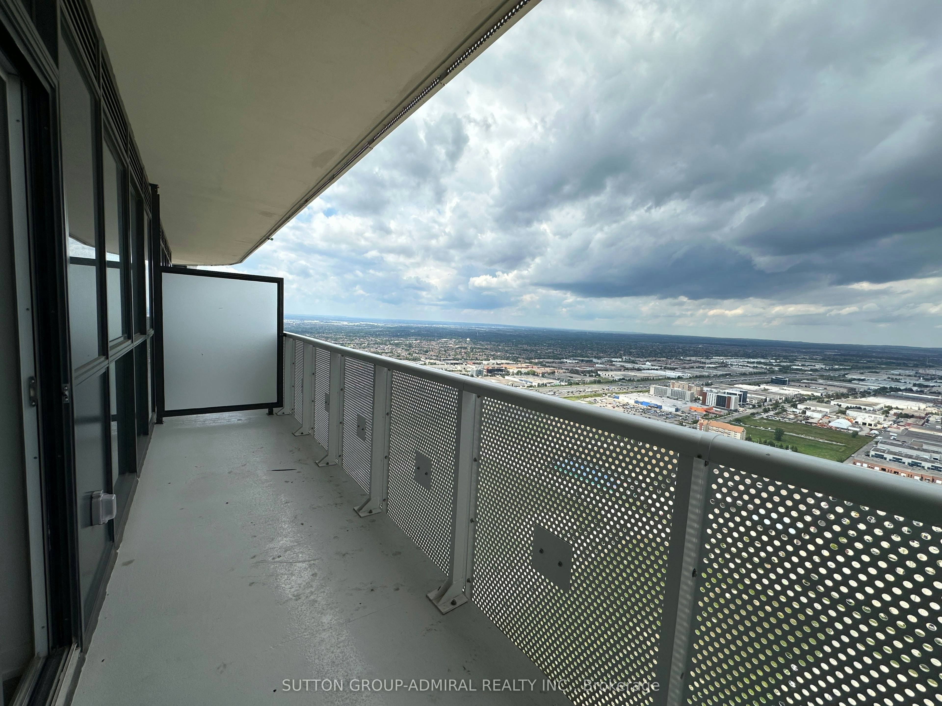 5503-8 Interchange Way, Vaughan, ON, L4K 0R2 - 29