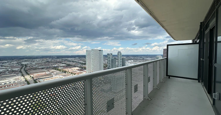 5503-8 Interchange Way, Vaughan, ON, L4K 0R2 - 30