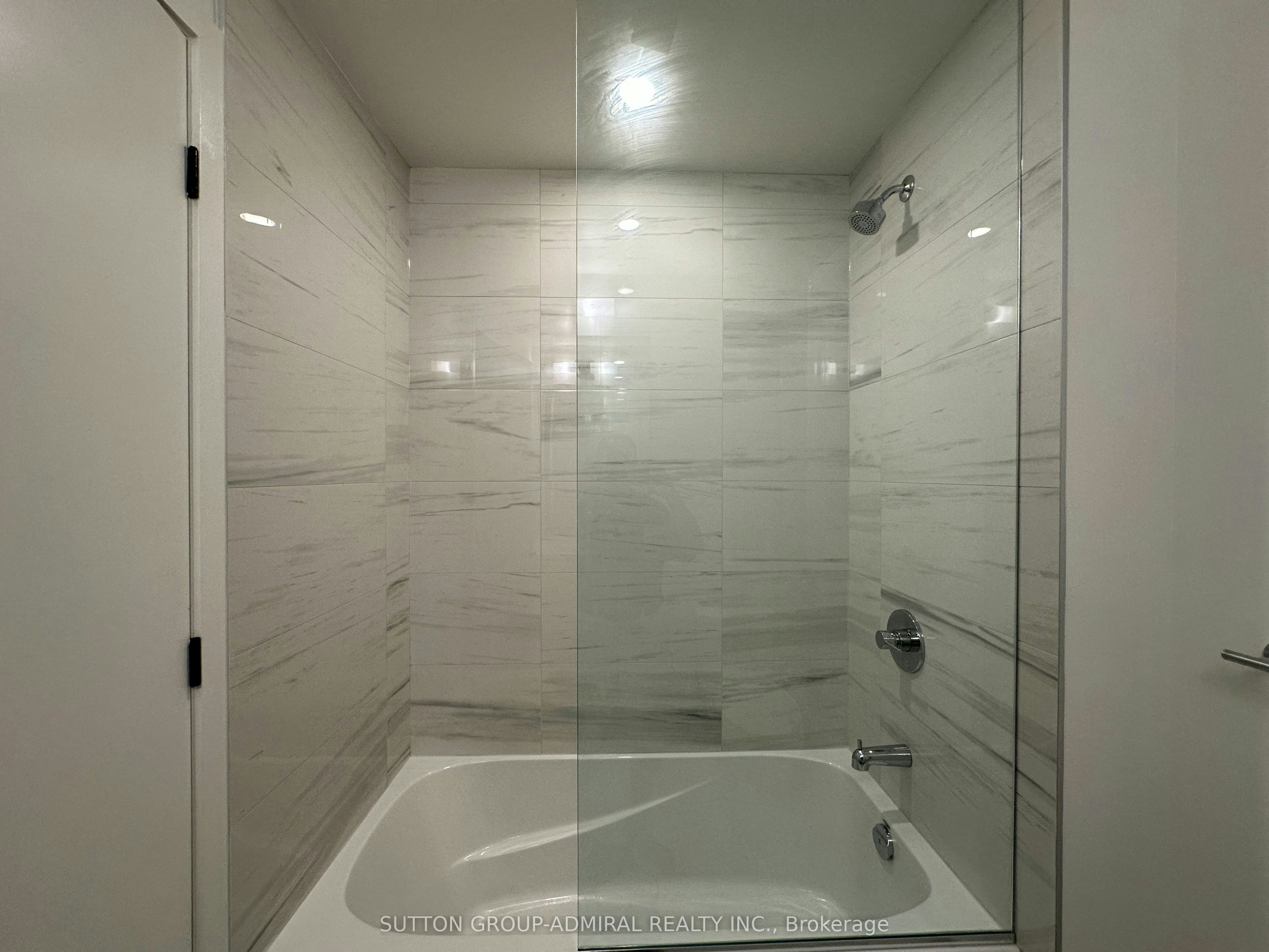 5503-8 Interchange Way, Vaughan, ON, L4K 0R2 - 21
