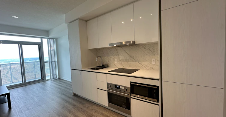 5503-8 Interchange Way, Vaughan, ON, L4K 0R2 - 18