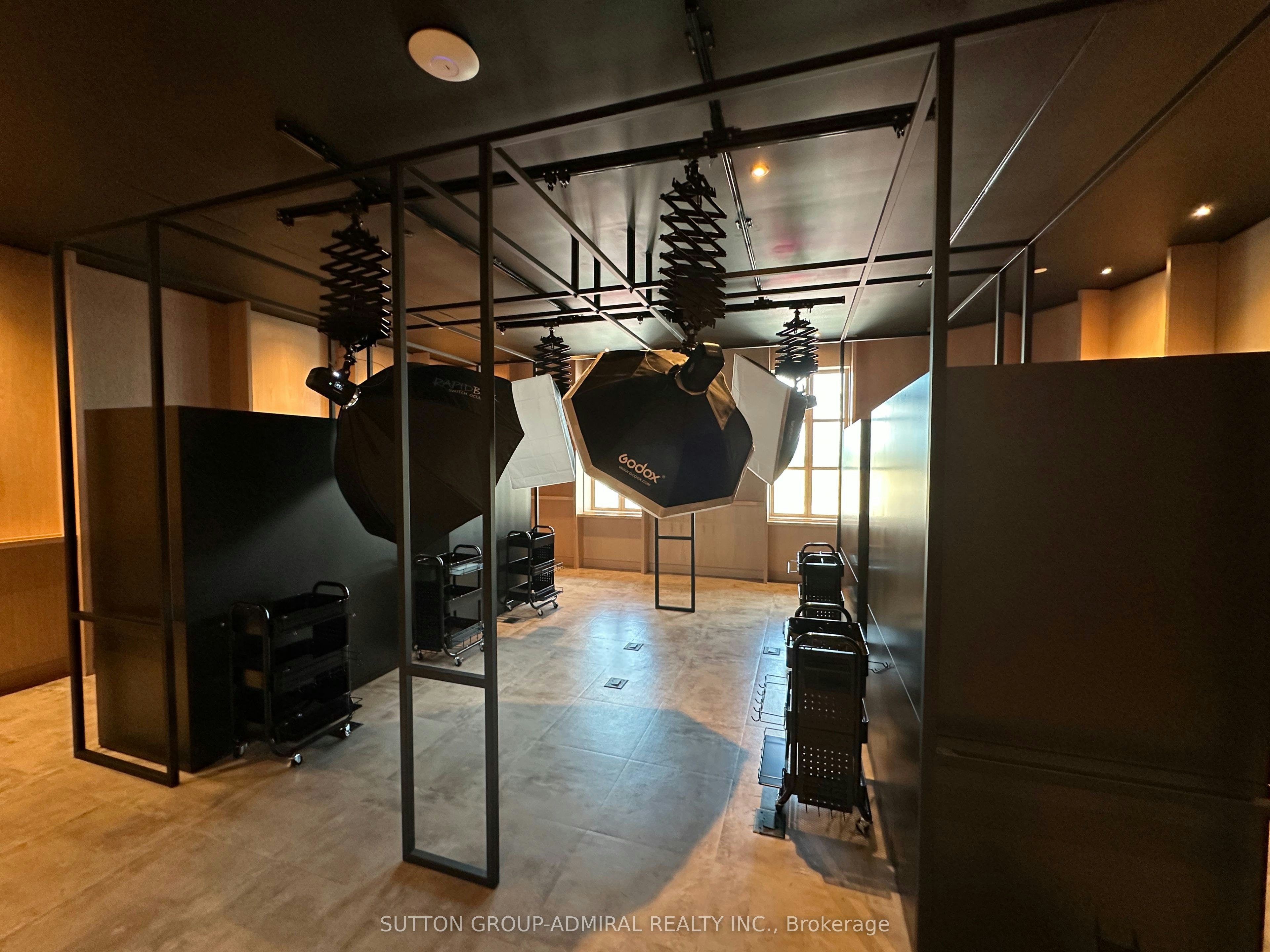 5503-8 Interchange Way, Vaughan, ON, L4K 0R2 - 41