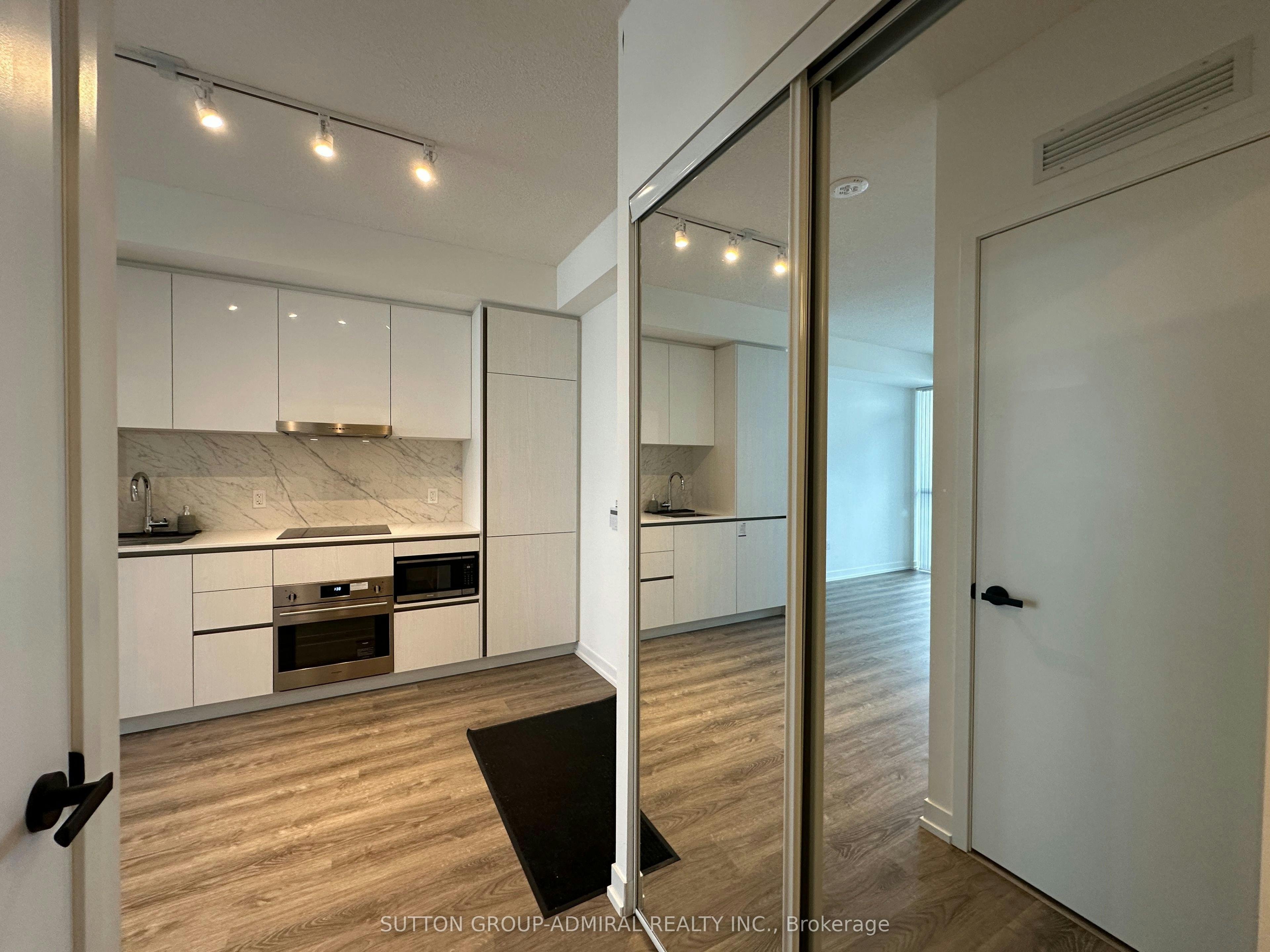 5503-8 Interchange Way, Vaughan, ON, L4K 0R2 - 27
