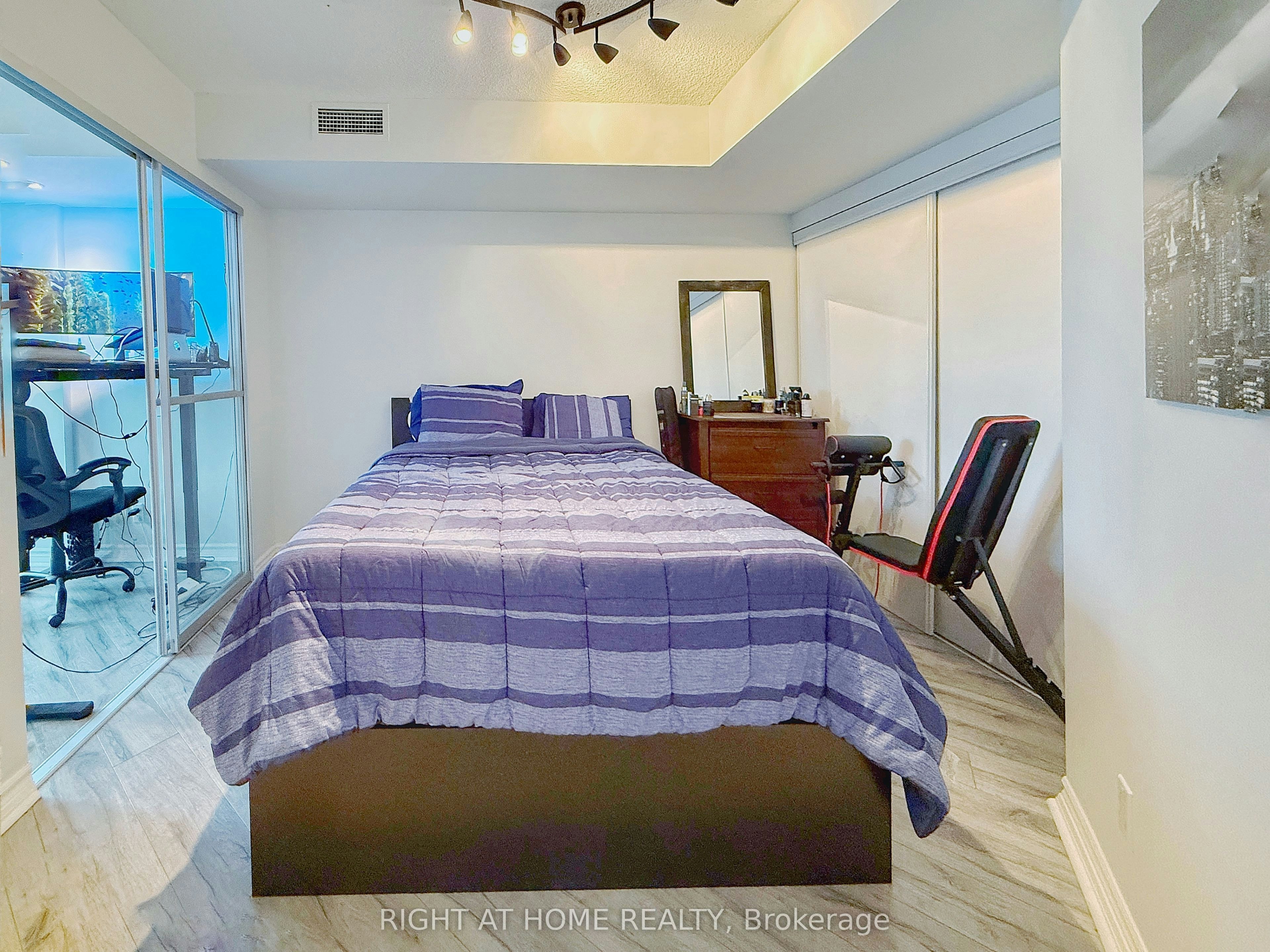 1211-18 Harding Boulevard, Richmond Hill, ON, L4C 0T3 - 11