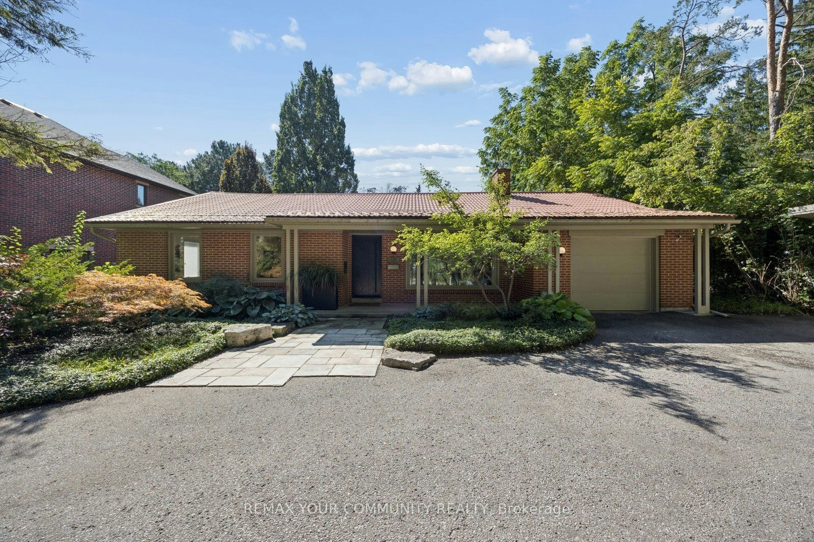 238 Mill Street, Richmond Hill, ON, L4C 4B3