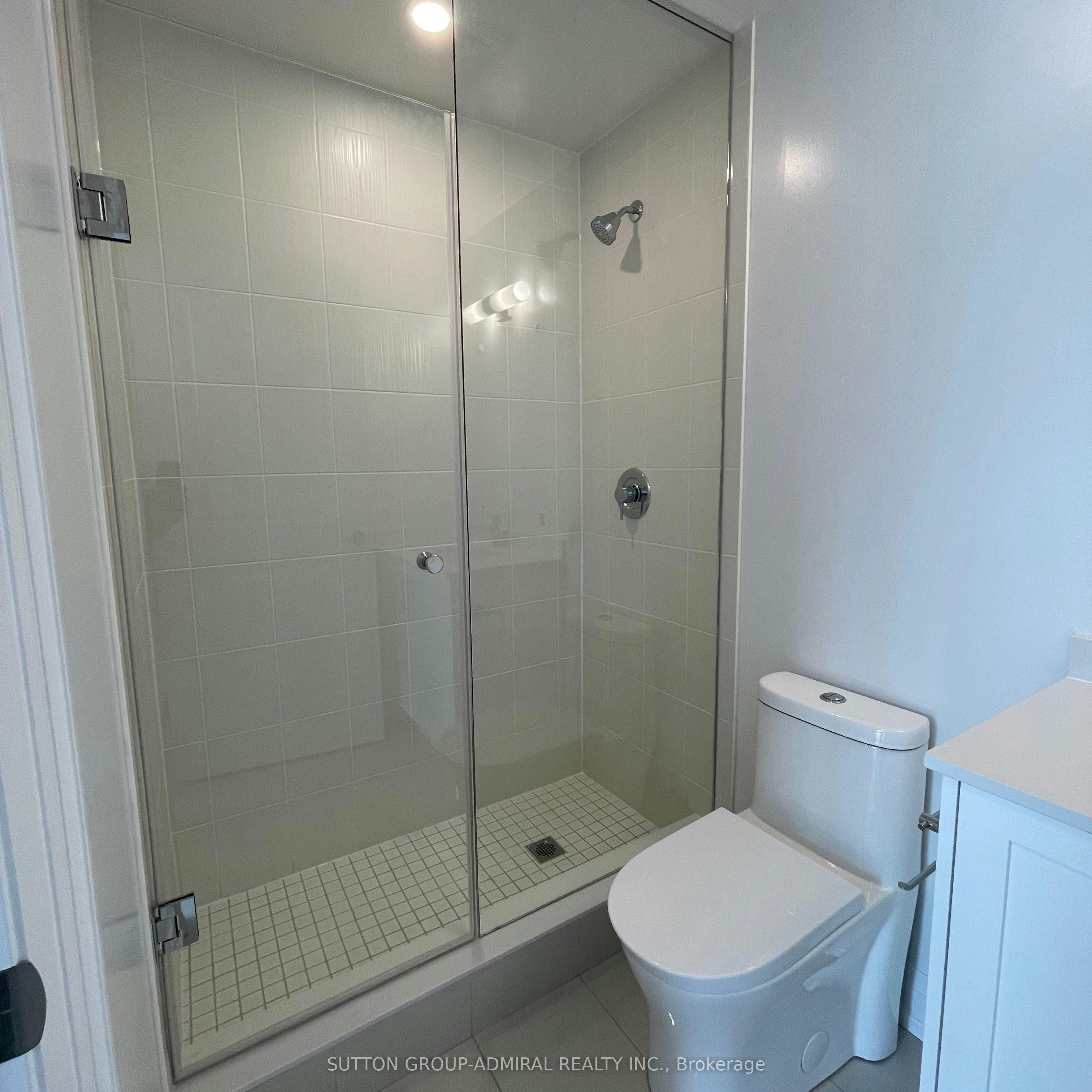 201-10 Gatineau Drive, Vaughan, ON, L4J 8H5 - 5