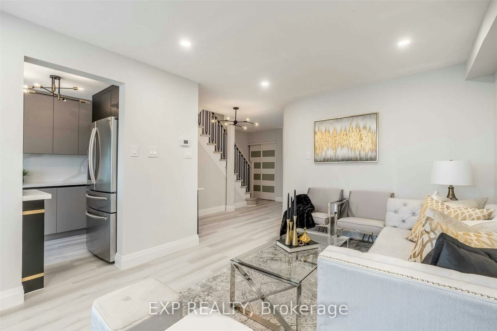 526 Tara Hill Circle, Aurora, ON, L4G 6H2 - 9