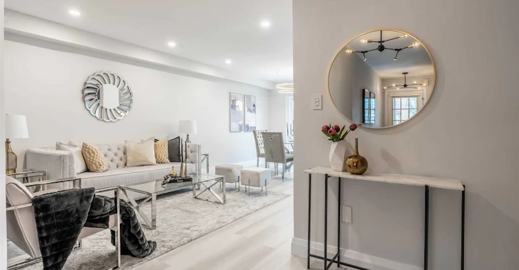 526 Tara Hill Circle, Aurora, ON, L4G 6H2 - 4