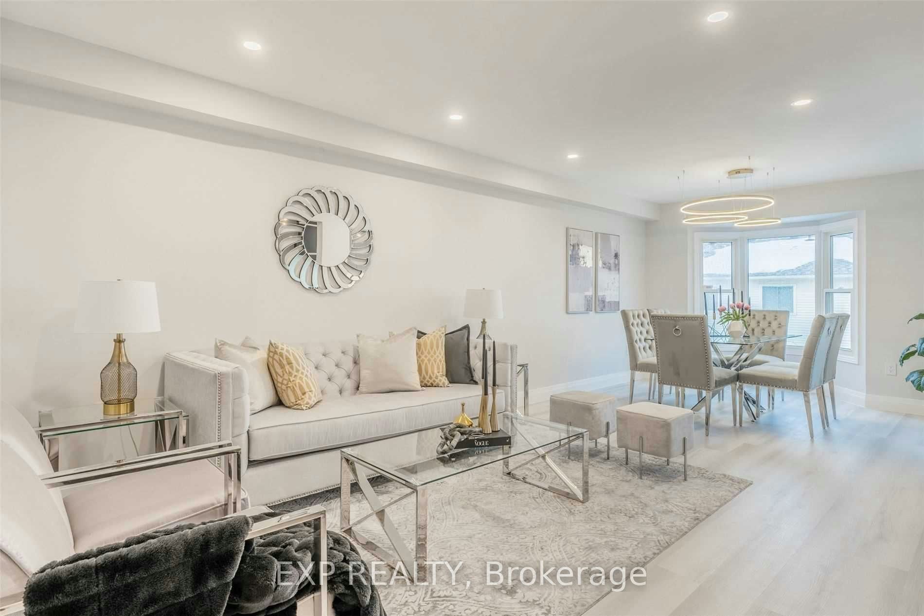 526 Tara Hill Circle, Aurora, ON, L4G 6H2 - 5