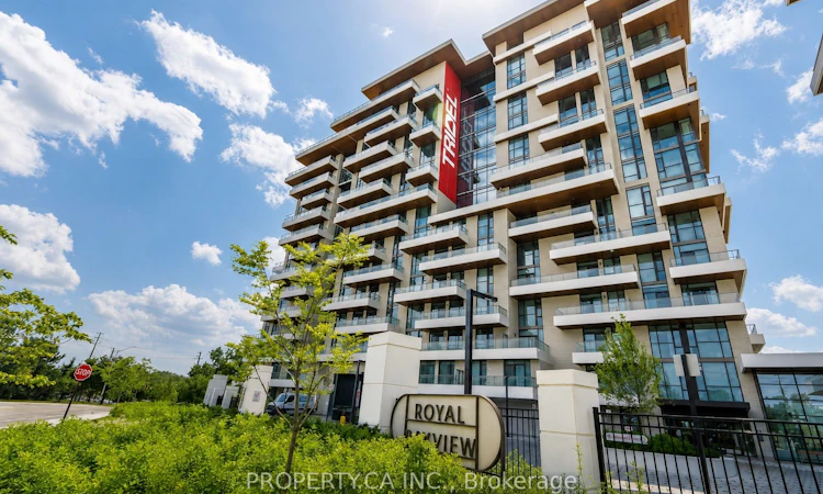 422-399 Royal Orchard Boulevard