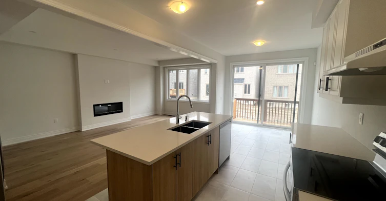 65 Kentledge Avenue, East Gwillimbury, ON, L9N 0V9 - 7