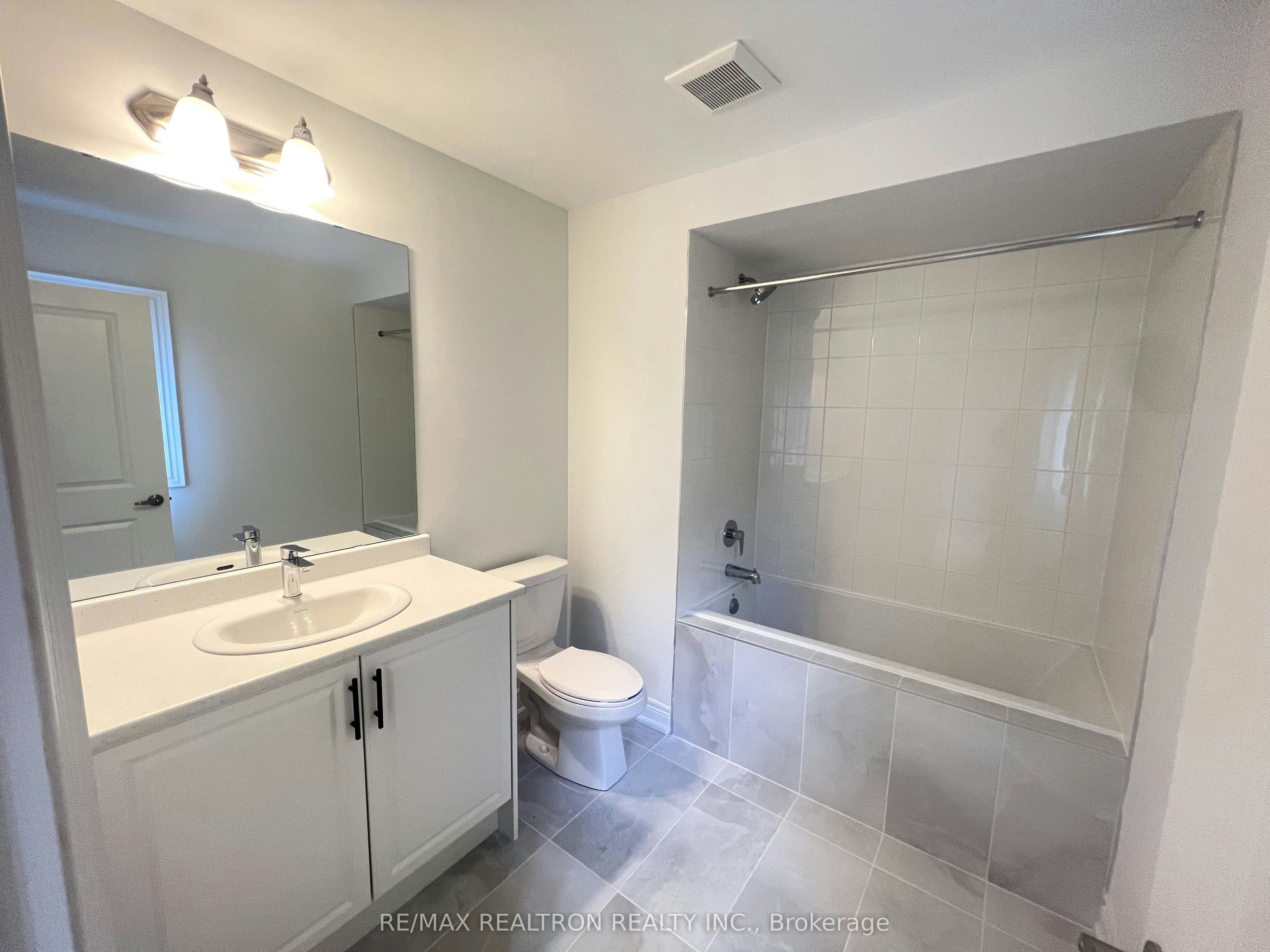 65 Kentledge Avenue, East Gwillimbury, ON, L9N 0V9 - 19