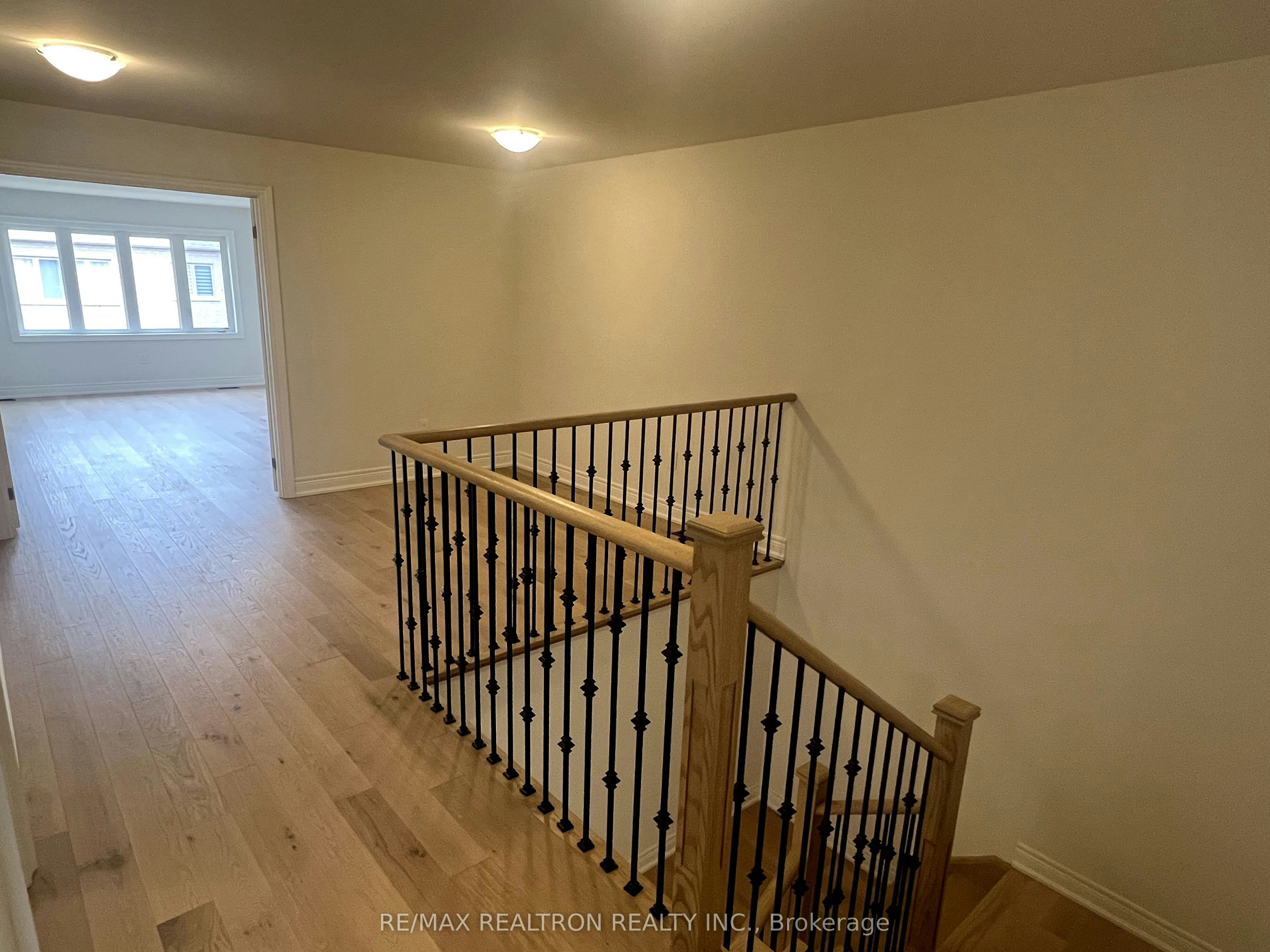 65 Kentledge Avenue, East Gwillimbury, ON, L9N 0V9 - 11