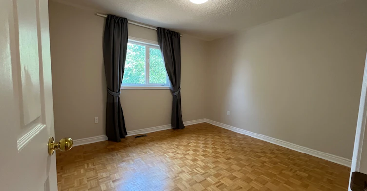 69 Loredana Court, Richmond Hill, ON, L4C 0P2 - 10
