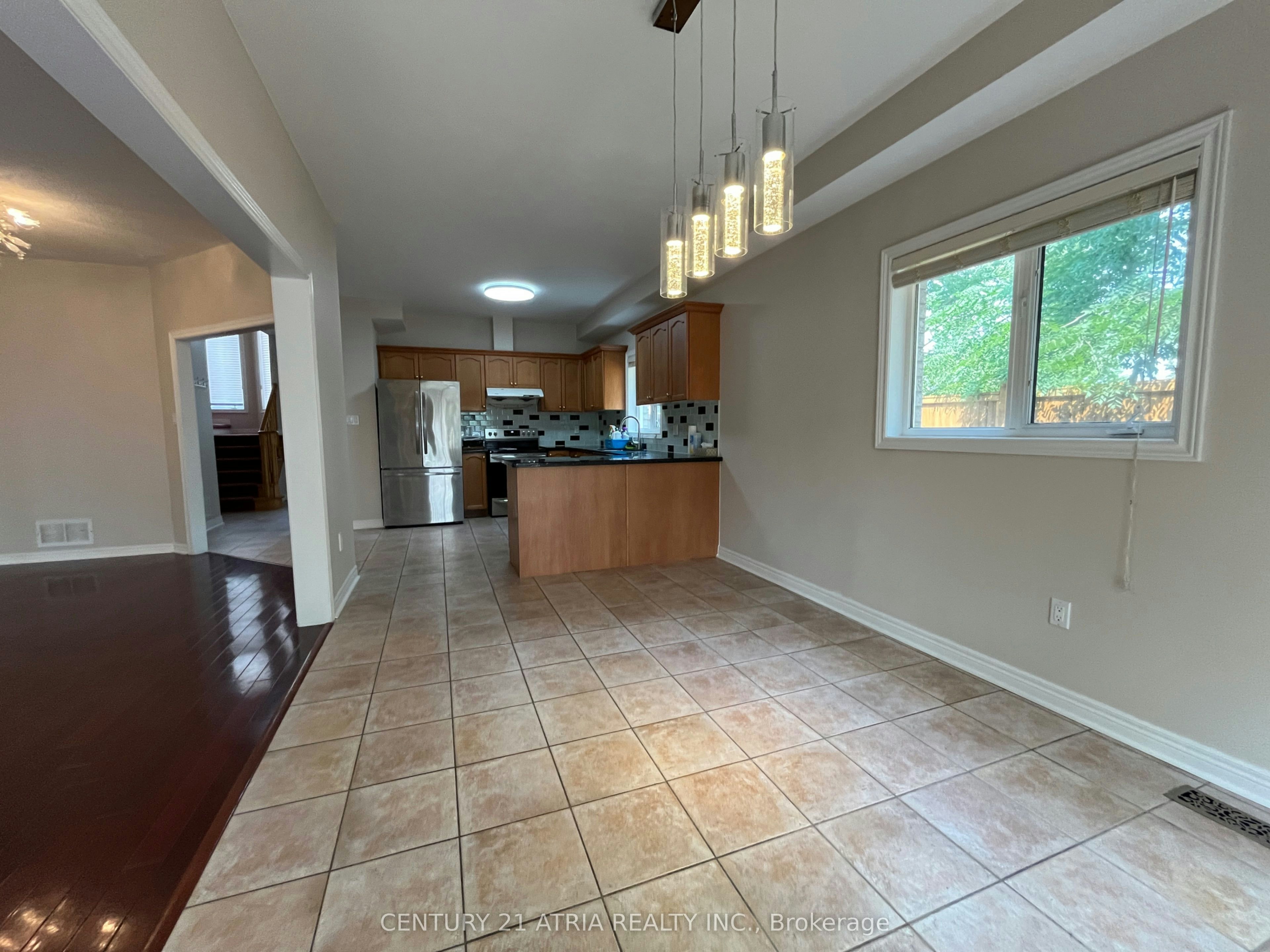 69 Loredana Court, Richmond Hill, ON, L4C 0P2 - 5