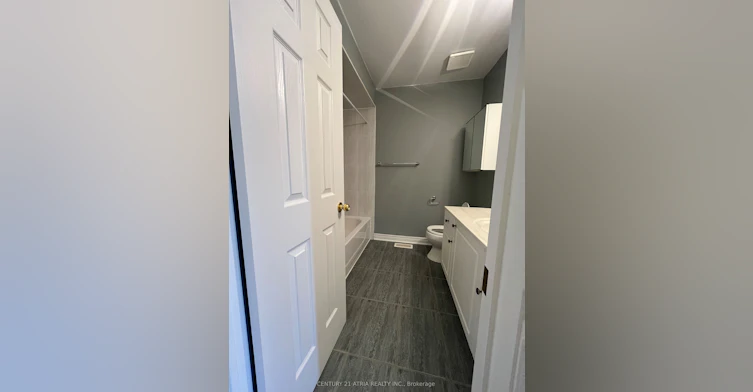 69 Loredana Court, Richmond Hill, ON, L4C 0P2 - 9