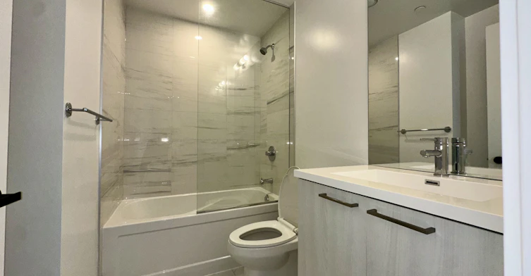 4808-195 Commerce Street E, Vaughan, ON, L4K 0P9 - 5