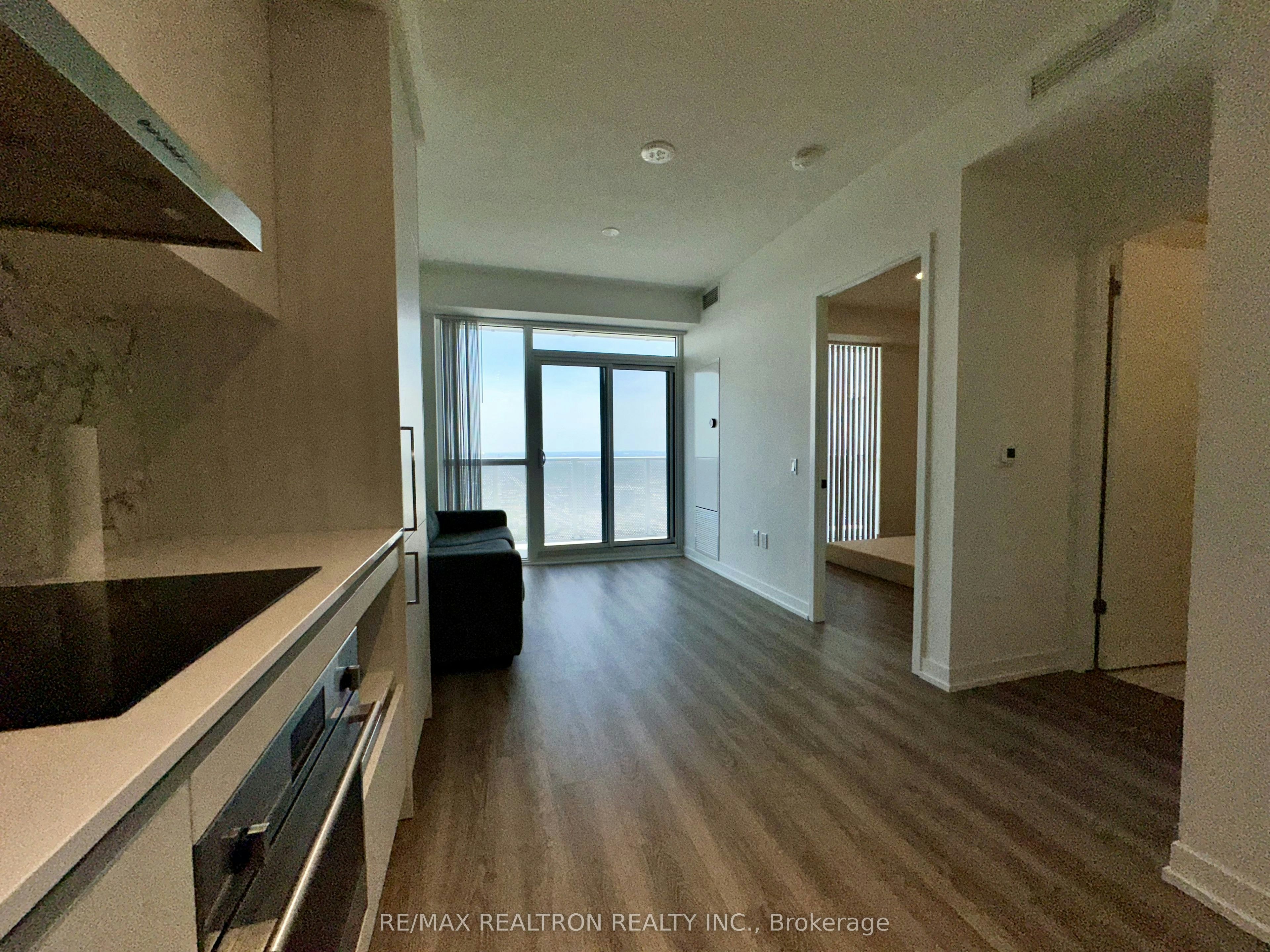 4808-195 Commerce Street E, Vaughan, ON, L4K 0P9