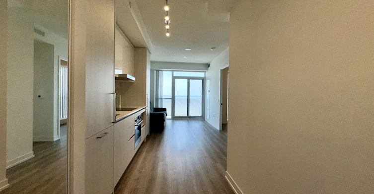4808-195 Commerce Street E, Vaughan, ON, L4K 0P9 - 2