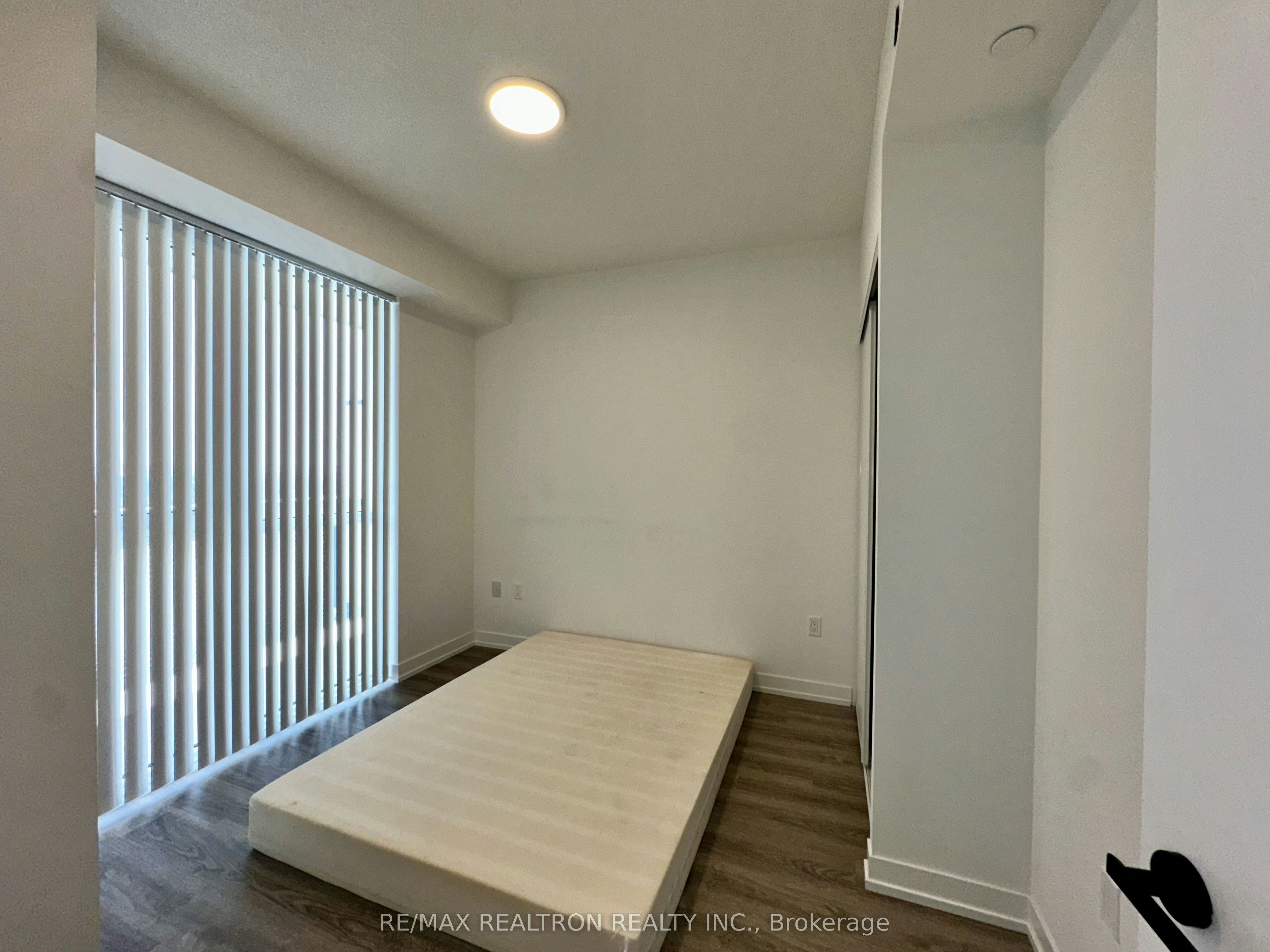 4808-195 Commerce Street E, Vaughan, ON, L4K 0P9 - 7