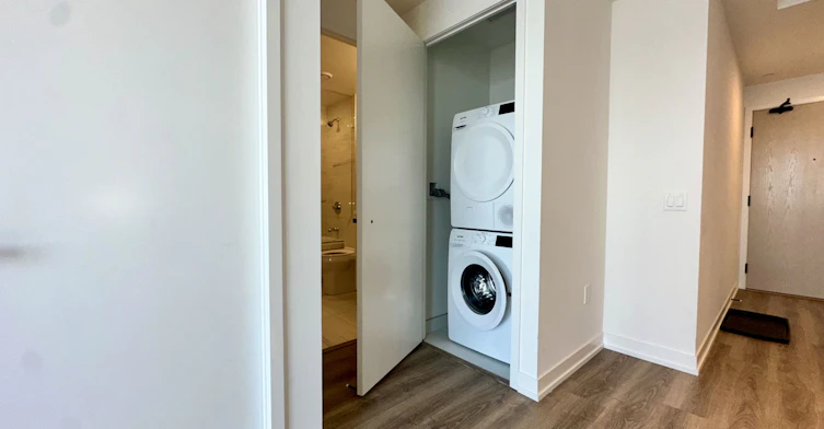 4808-195 Commerce Street E, Vaughan, ON, L4K 0P9 - 6