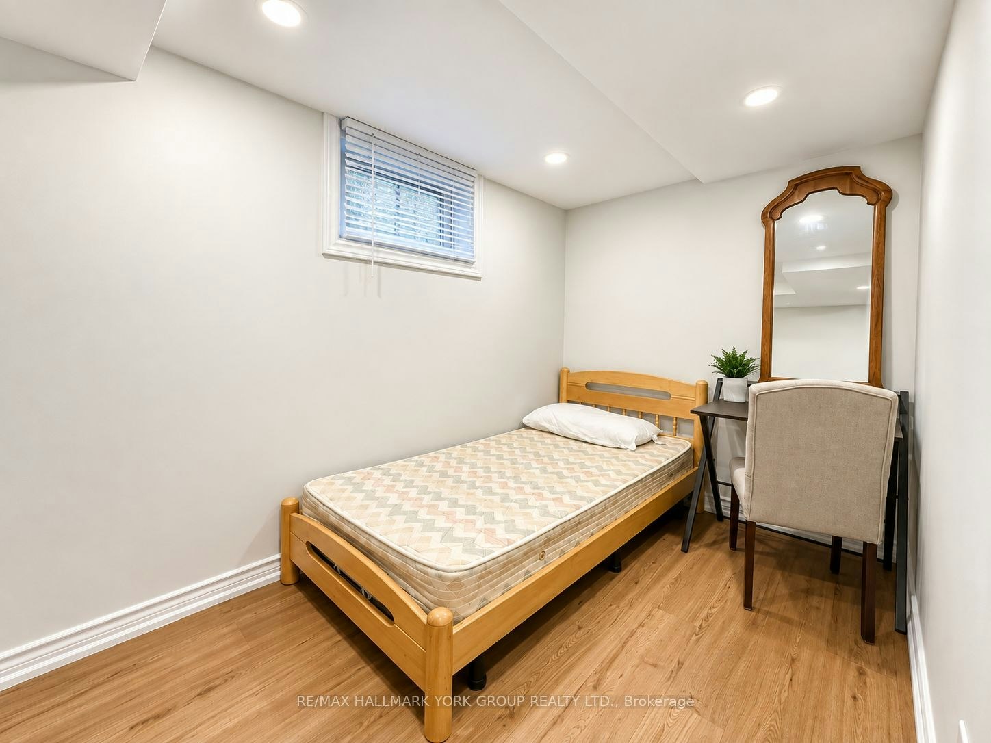 BASEMENT-22 Thorne Lane, Markham, ON, L3T 5K5 - 9