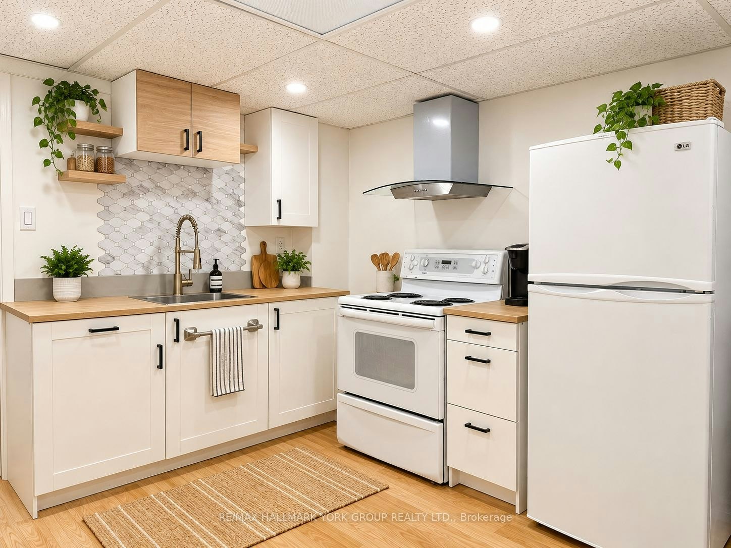 BASEMENT-22 Thorne Lane, Markham, ON, L3T 5K5 - 5