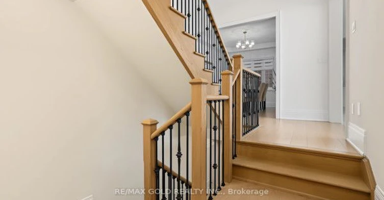 81 Kinburn Crescent, Vaughan, ON, L3L 0E9 - 43