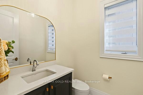 81 Kinburn Crescent, Vaughan, ON, L3L 0E9 - 8