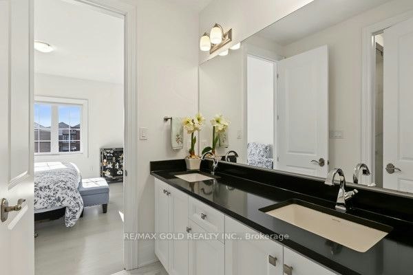81 Kinburn Crescent, Vaughan, ON, L3L 0E9 - 38