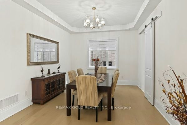 81 Kinburn Crescent, Vaughan, ON, L3L 0E9 - 9