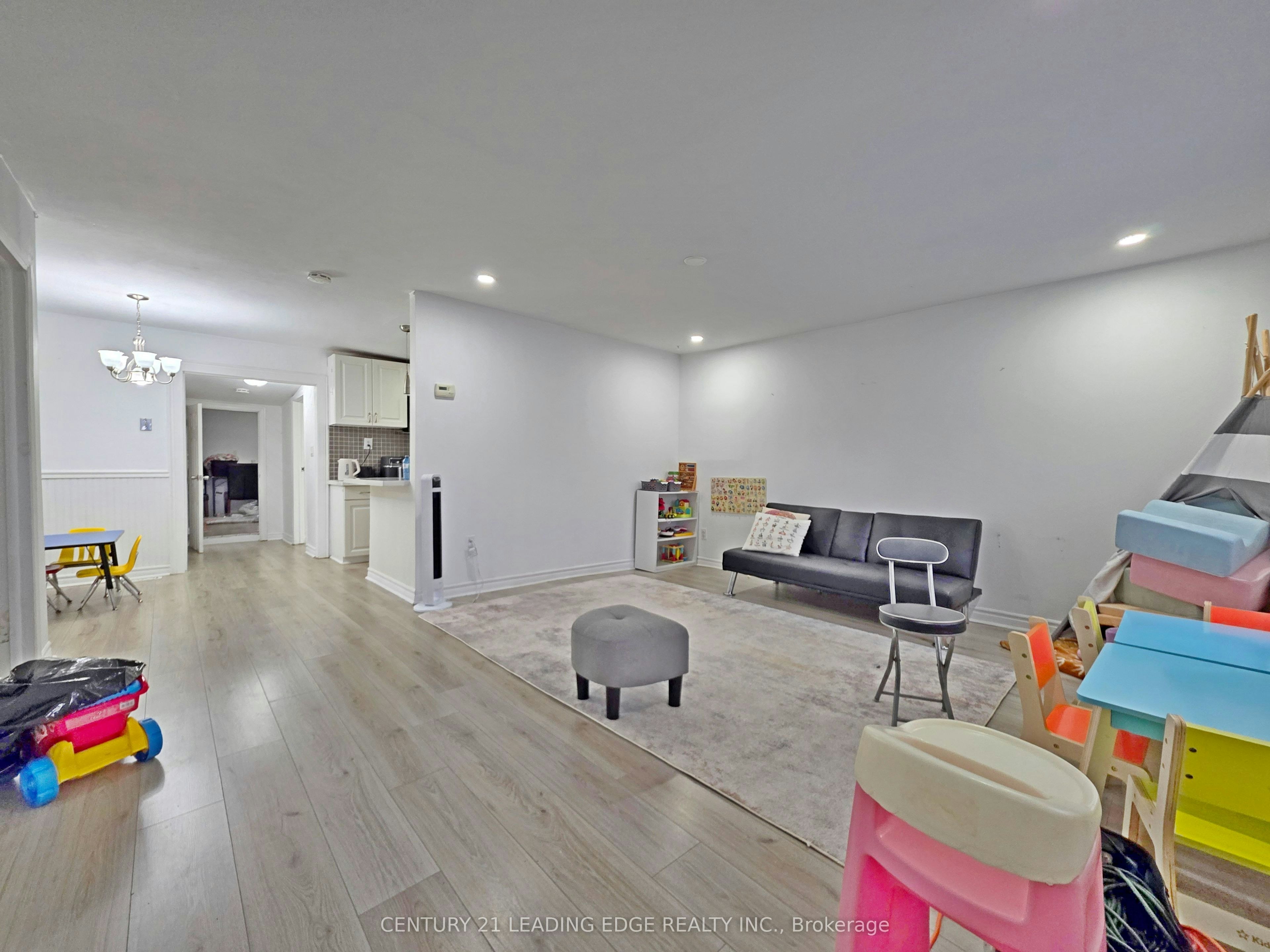 278 Pasadena Drive, Georgina, ON, L4P 2Y9 - 3