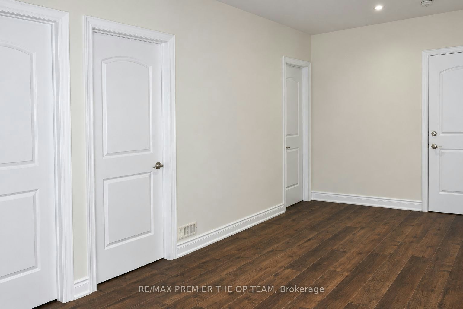 Lower-7 Dunrobin Crescent, Vaughan, ON, L4H 4A8 - 3