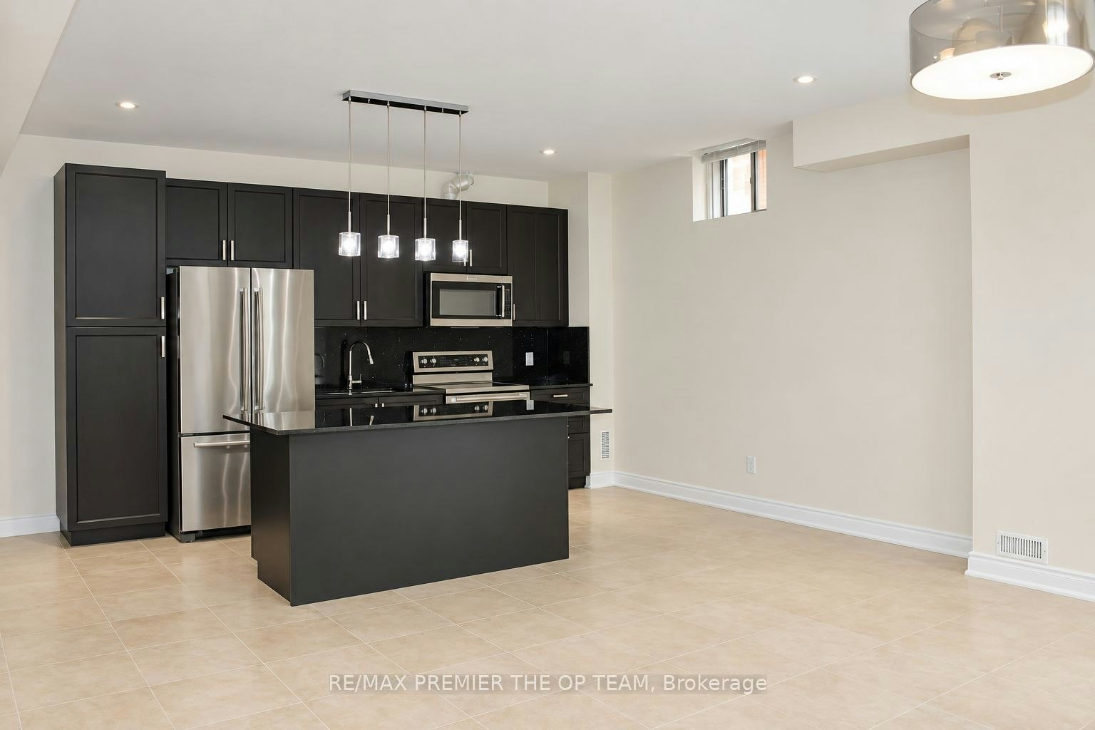 Lower-7 Dunrobin Crescent, Vaughan, ON, L4H 4A8 - 2