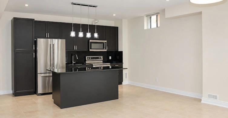 Lower-7 Dunrobin Crescent, Vaughan, ON, L4H 4A8 - 2