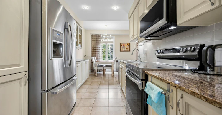 96 North Park Road, Vaughan, ON, L4J 0G8 - 12