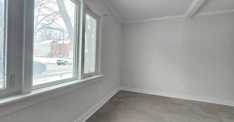 Side Unit (Facing North)-18852 Leslie Street, East Gwillimbury, ON, L0G 1V0 - 5