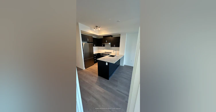 418-8960 Jane Street, Vaughan, ON, L4K 2M9 - 2