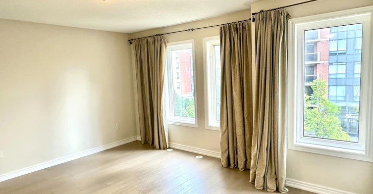 54 Times Avenue, Markham, ON, L3T 7Y1 - 9