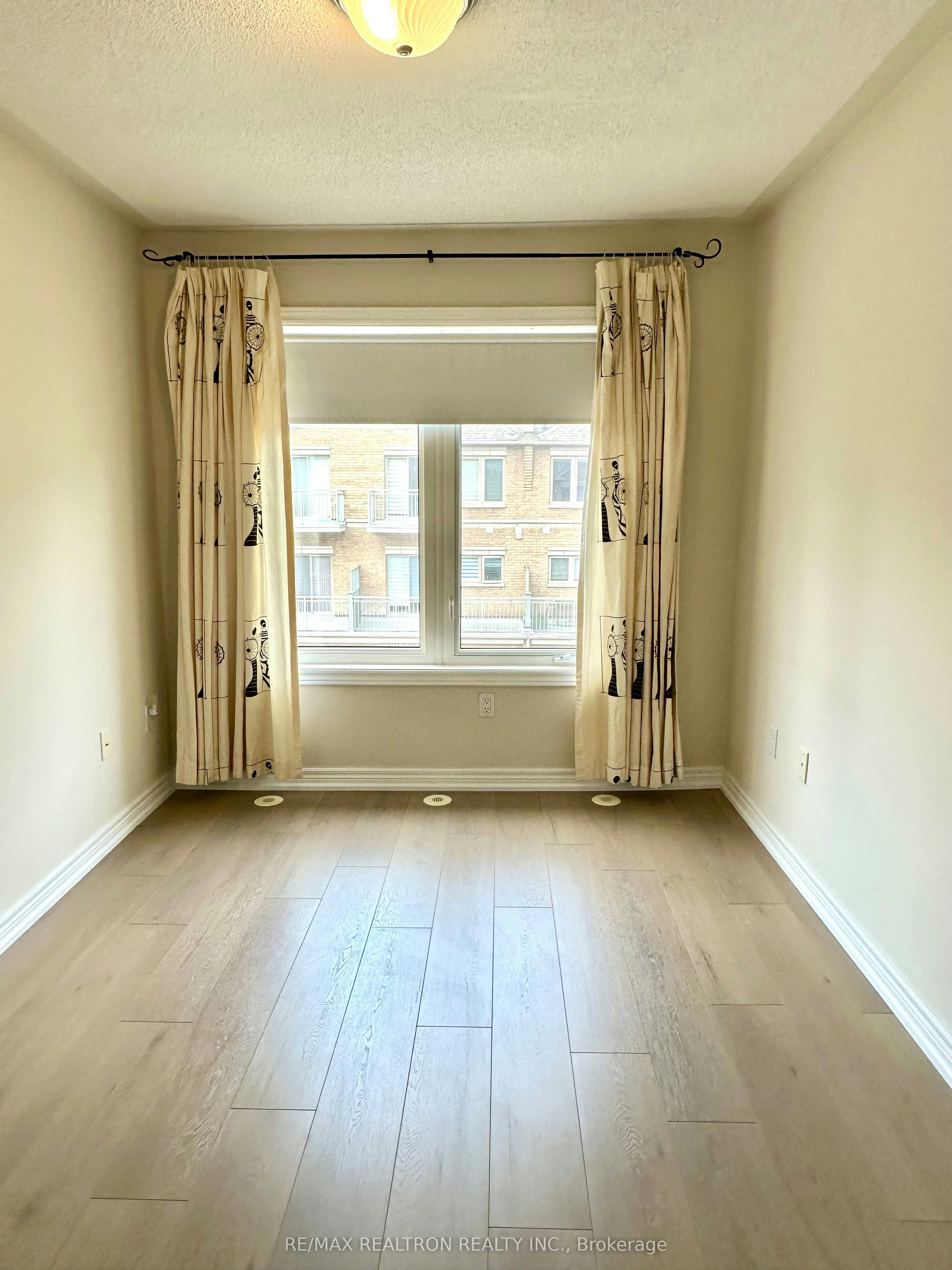 54 Times Avenue, Markham, ON, L3T 7Y1 - 14