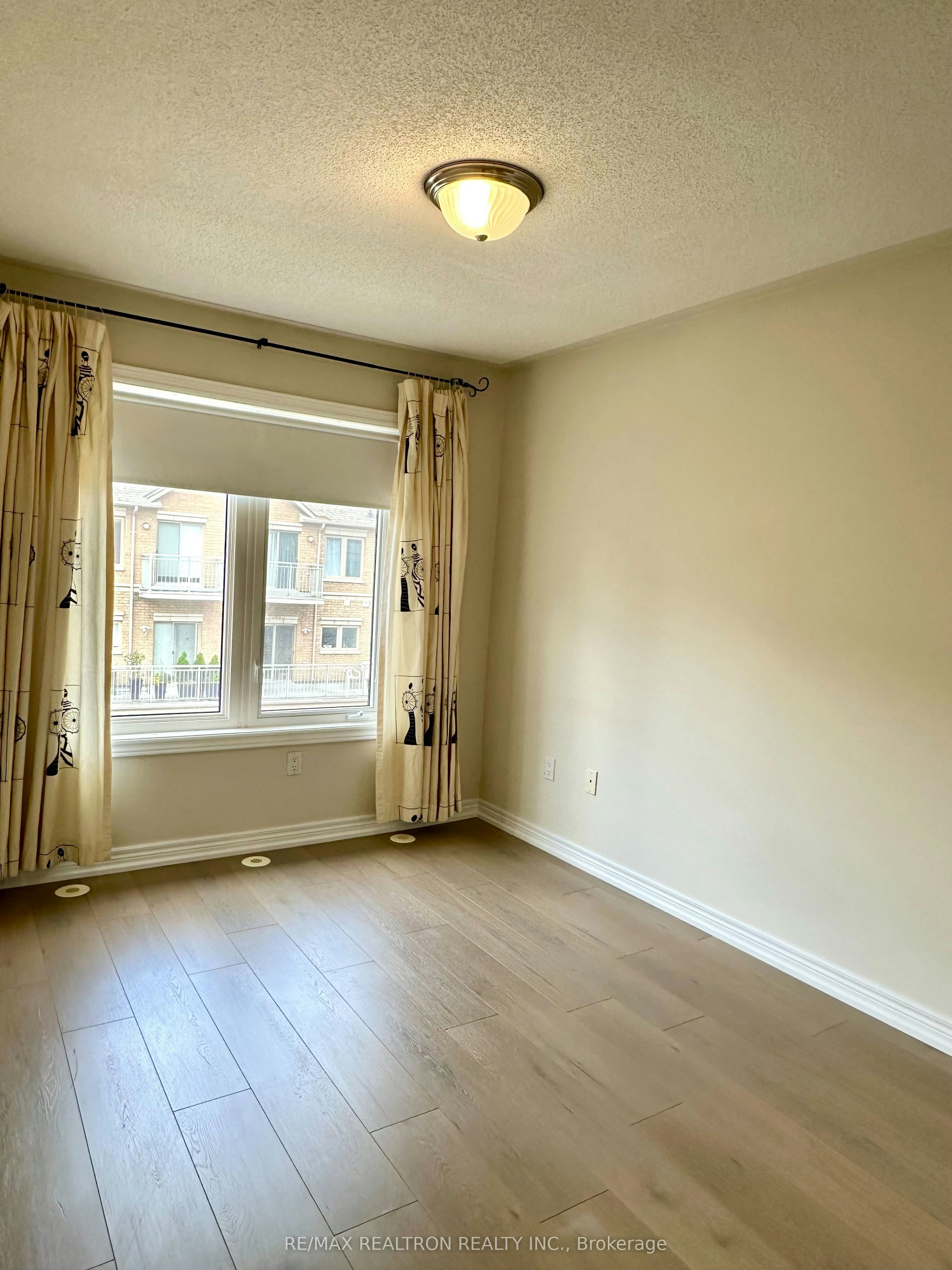 54 Times Avenue, Markham, ON, L3T 7Y1 - 13